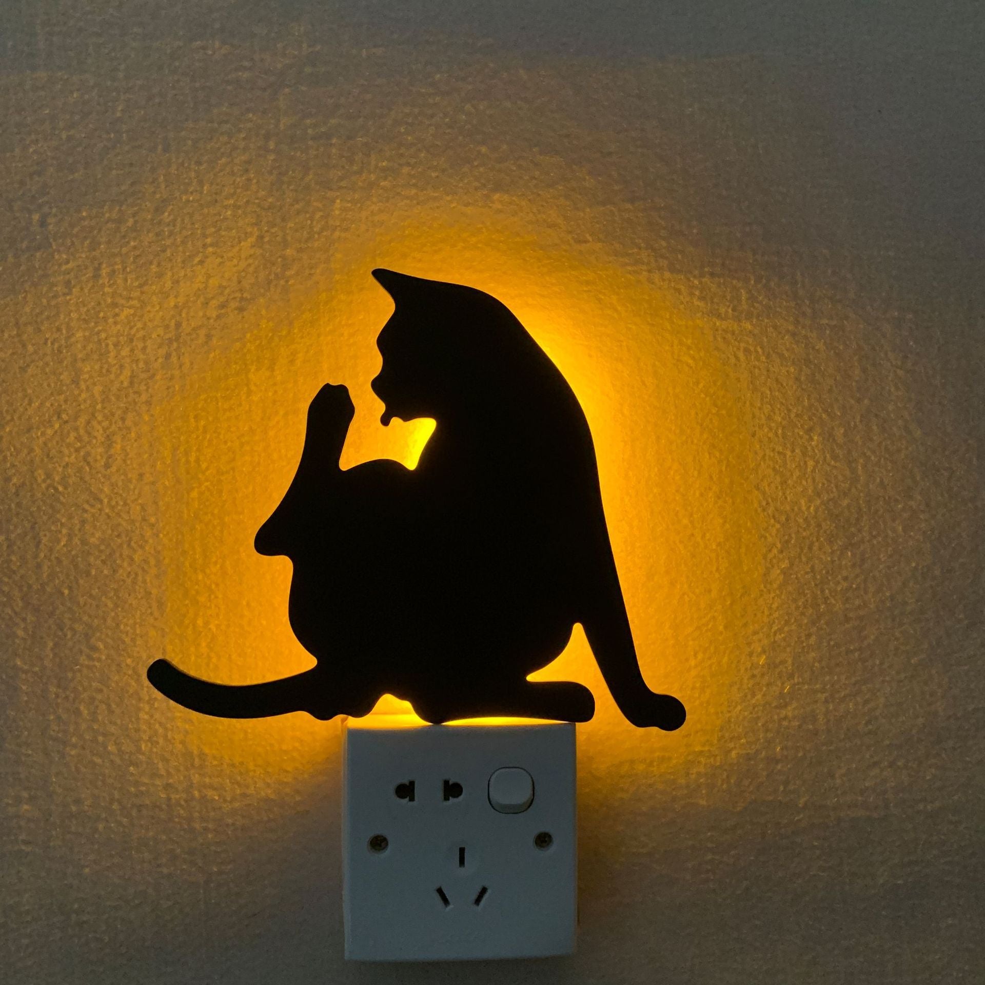 Hoomics LED Animal Night Light – Cat & Dog Design, Sound Sensor Kids Sleep Lamp